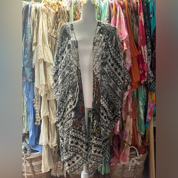 Aztec Tiger Robe - Picture 7 of 14